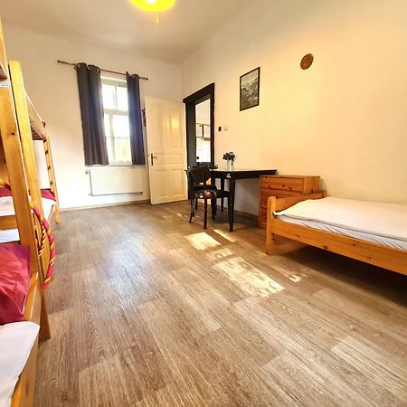 Uzkokolejky - Apartmany Strizovice Exteriör bild